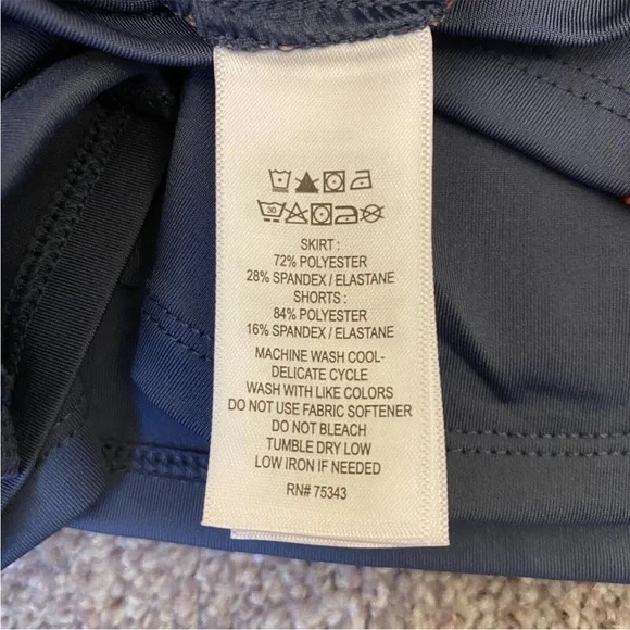 Tommy Bahama Golf Women’s Skort Navy Tropical Quick Dry UPF 50 Size XL - NWT - Picture 10 of 11